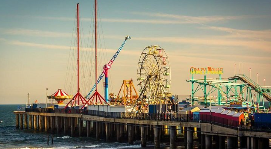 Steel Pier, United States